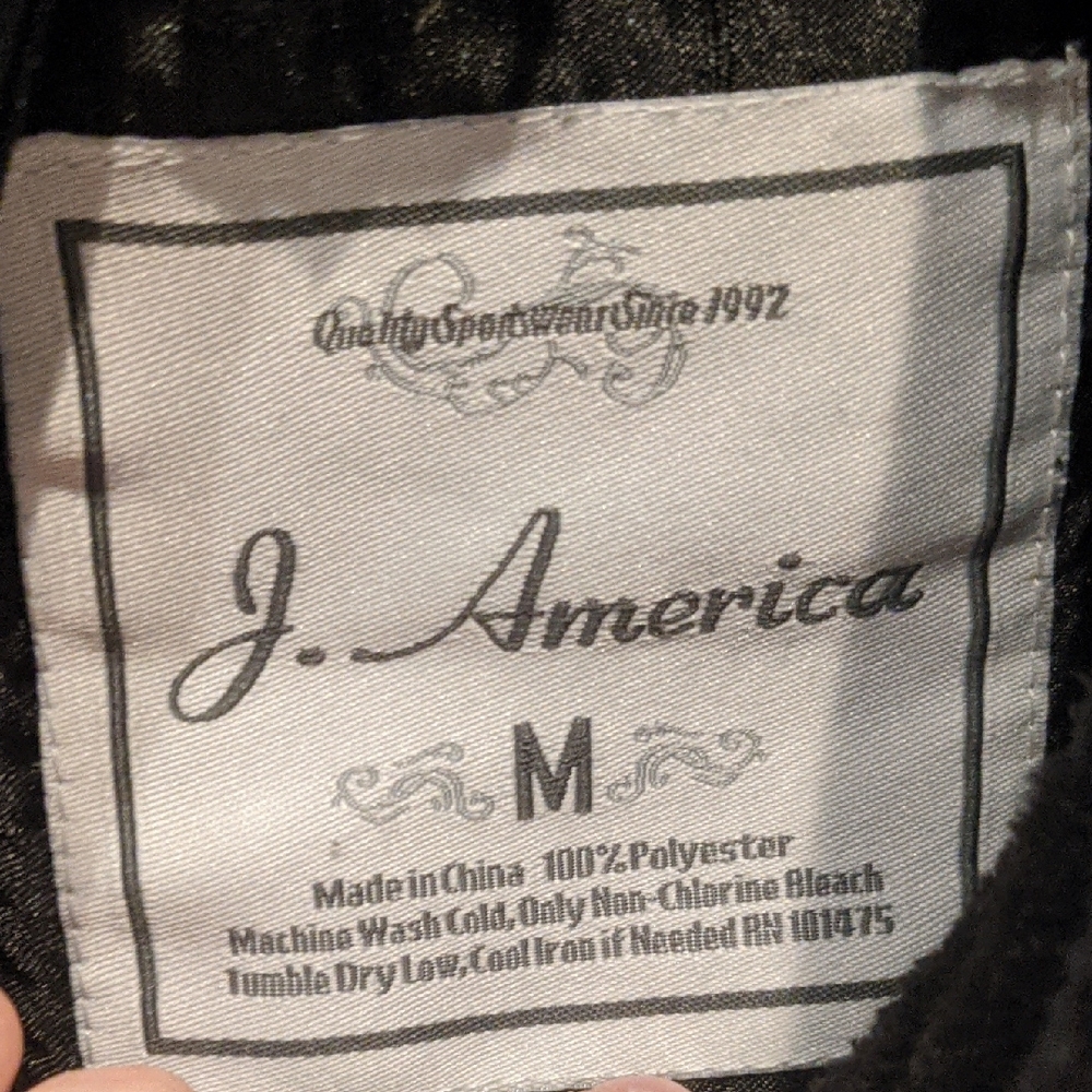 Tennessee Fleece - Picture 2 of 5